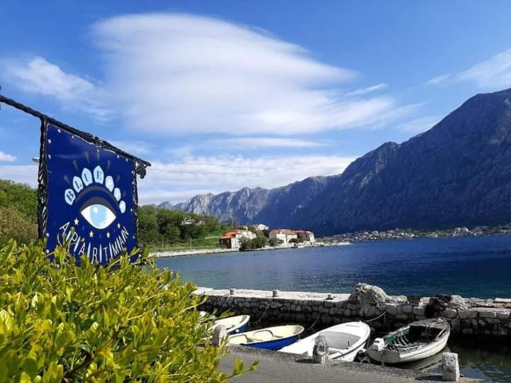 Blue Eye, Prcanj Kotor Luaran gambar